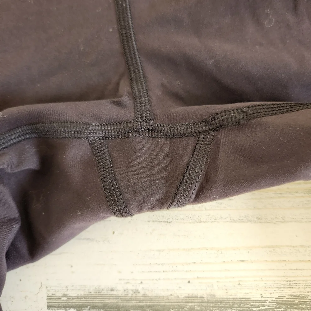 Lululemon In Movement 7/8 Tight Leggings Everlux Black Size 4